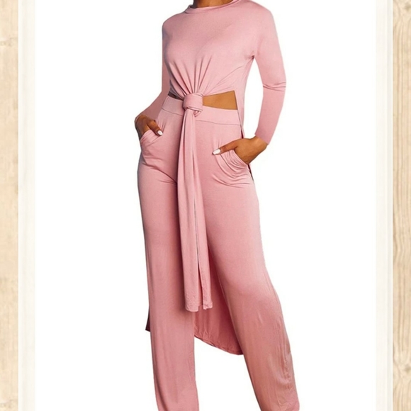 Clothes, purses, beanies, sheet sets - Picture 4 of 16